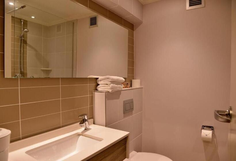 Отель Town Lodge Mbombela