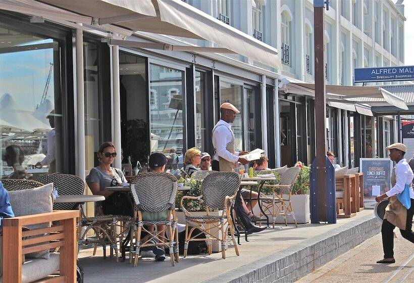 Victoria & Alfred Hotel By Newmark