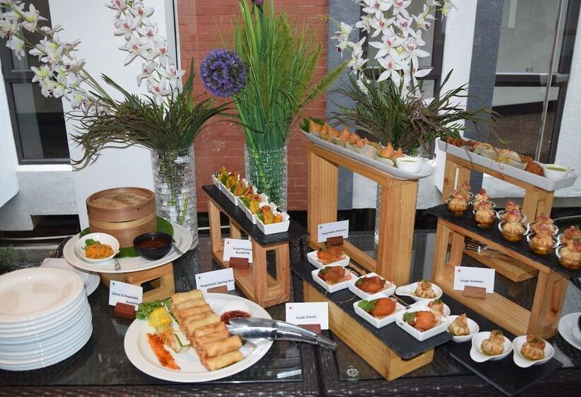 בית מלון כפרי Vivanta Colombo Airport Garden