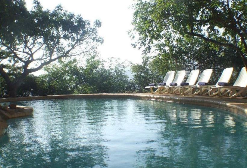 Aha Shakaland Hotel & Zulu Cultural Village