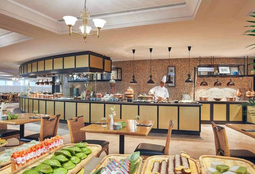 Swissotel The Stamford Singapore