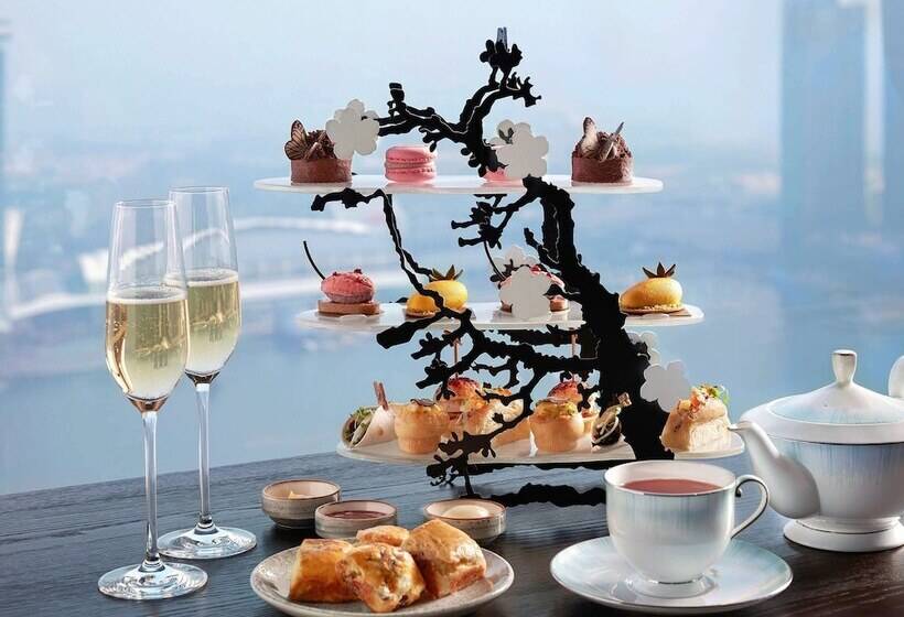 Swissotel The Stamford Singapore