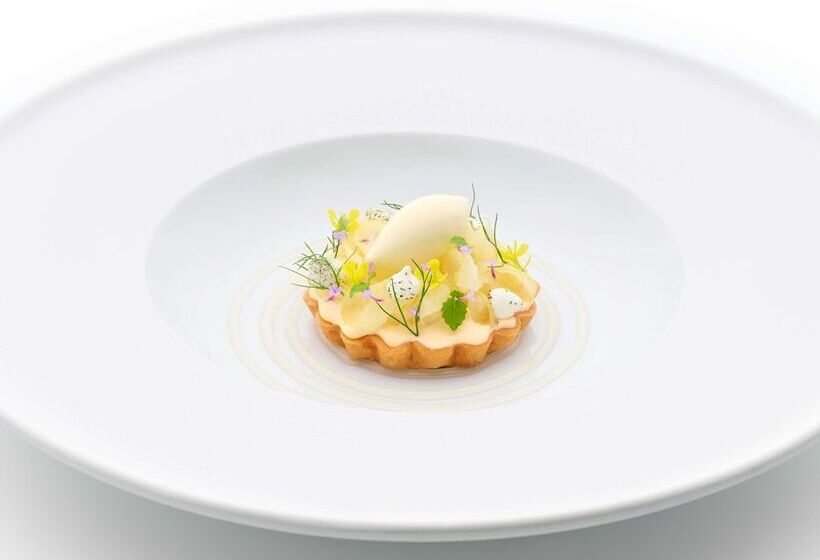 Swissotel The Stamford Singapore