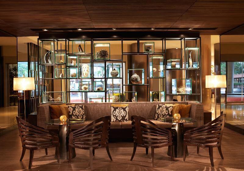 Swissotel The Stamford Singapore