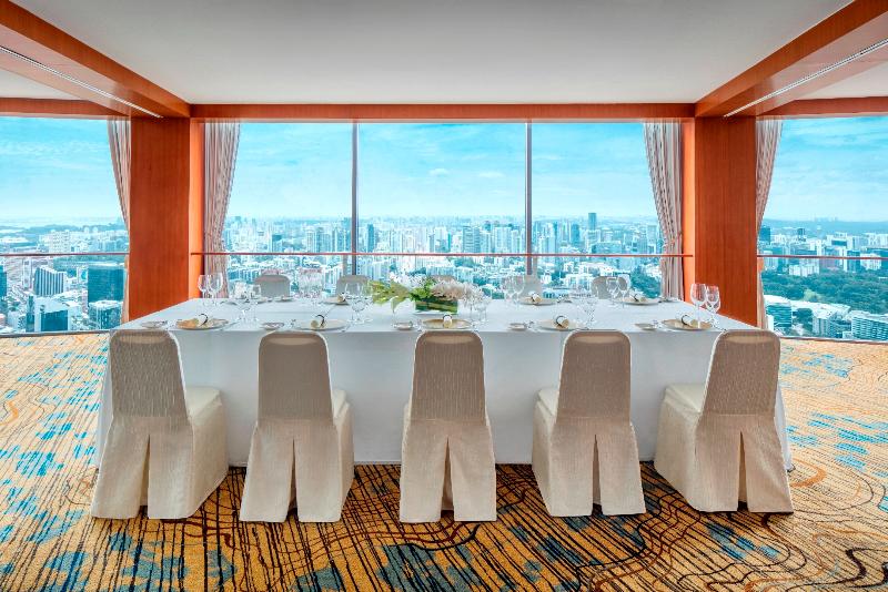 Swissotel The Stamford Singapore