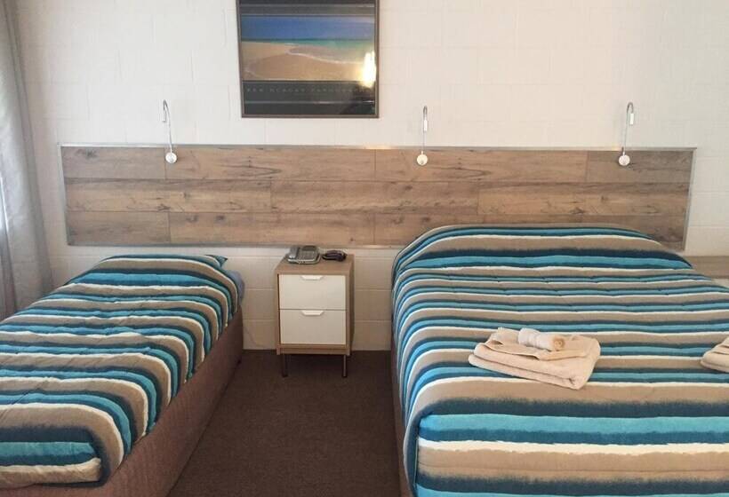 A & A Motel