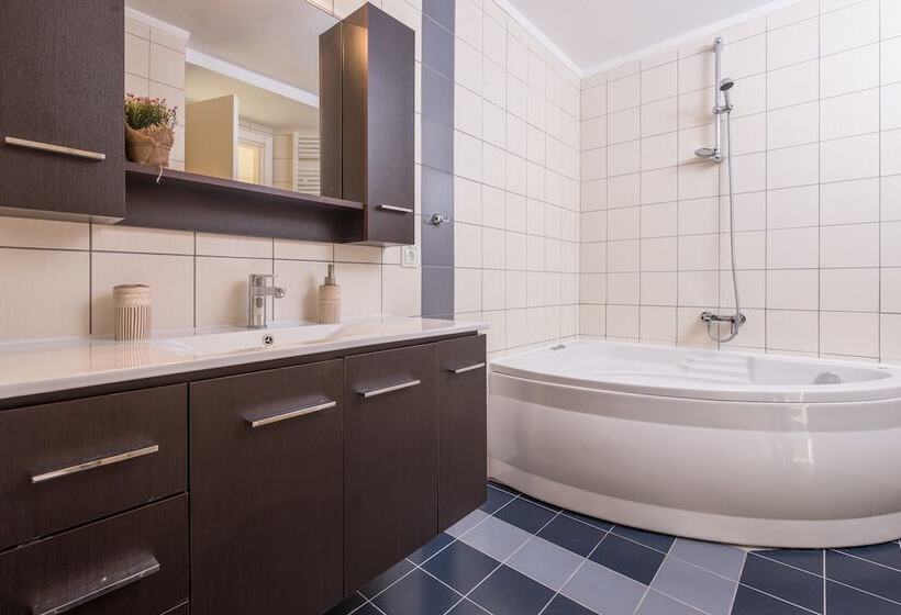 Aegean Residence   F & B Summer Collection