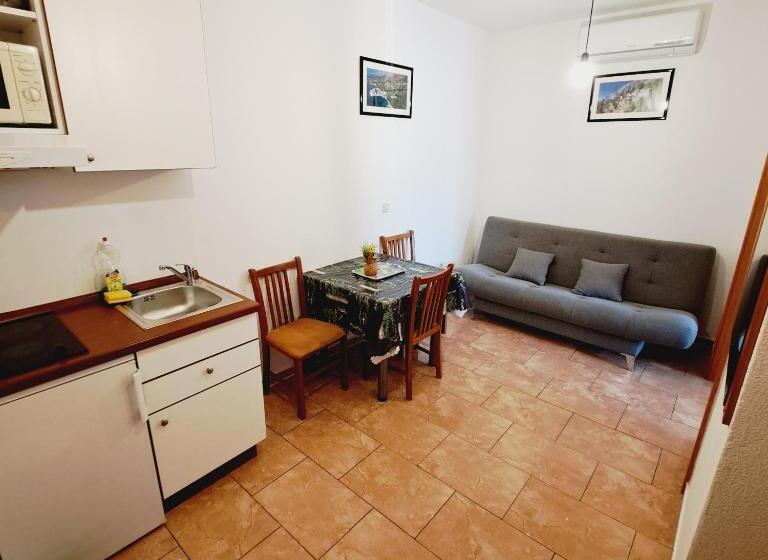 Apartments Vila Adrijana & Fitness Studio Wolf Bv