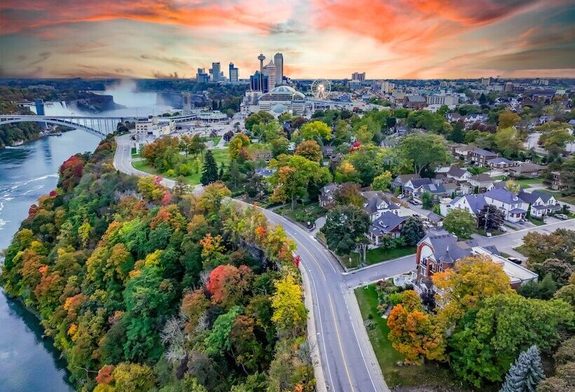 Bed and Breakfast Niagara Grandview Boutique