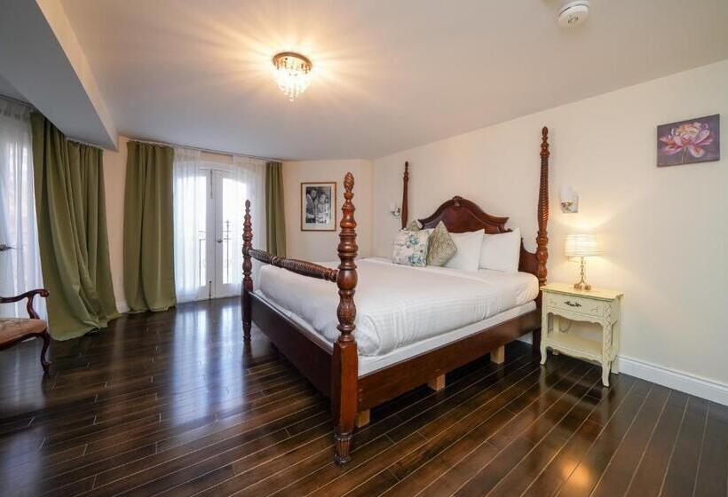 Bed and Breakfast Niagara Grandview Boutique