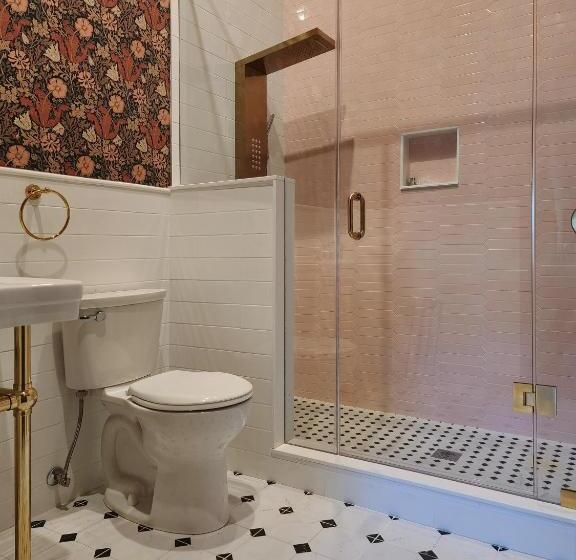 Bed and Breakfast Niagara Grandview Boutique