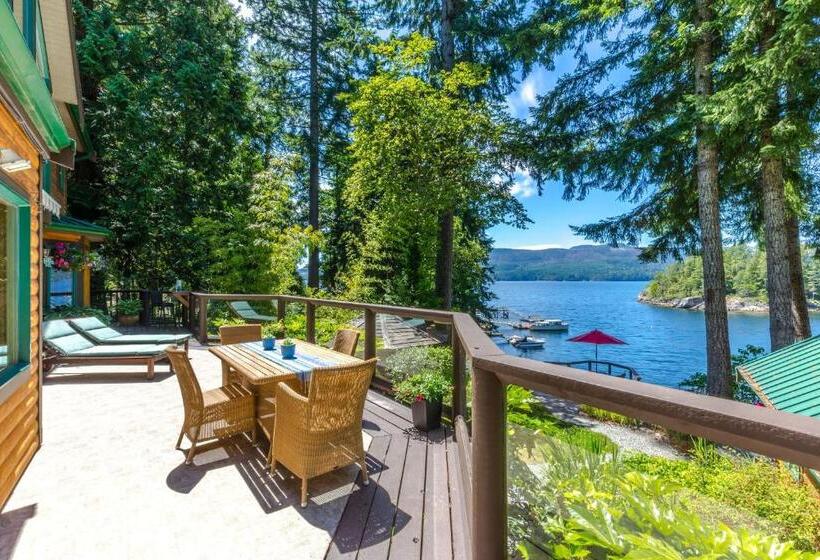 צימר Tranquility Bay Waterfront Inn