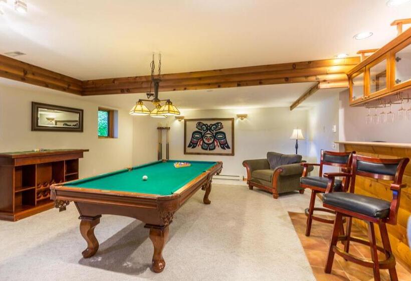 צימר Tranquility Bay Waterfront Inn