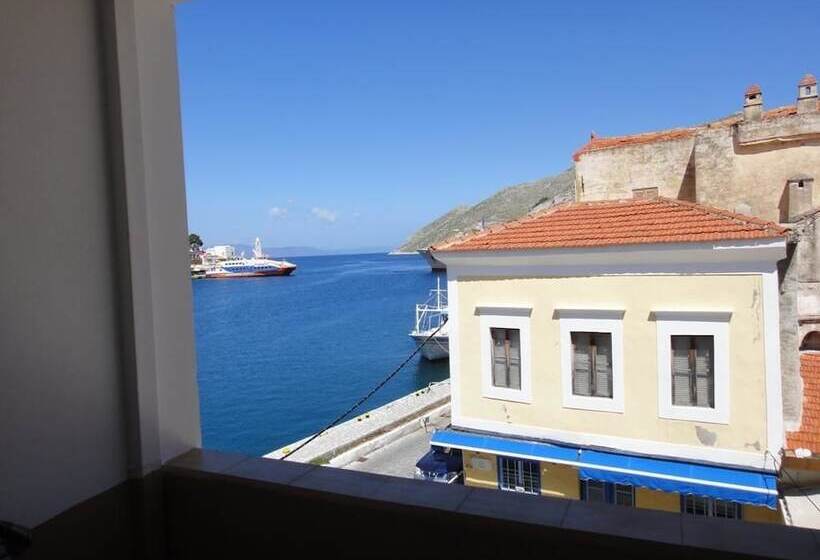 Captain's Suites