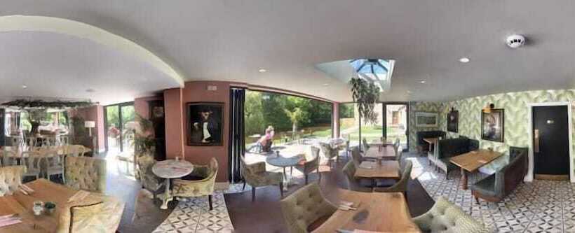 פונדק Beck Hall