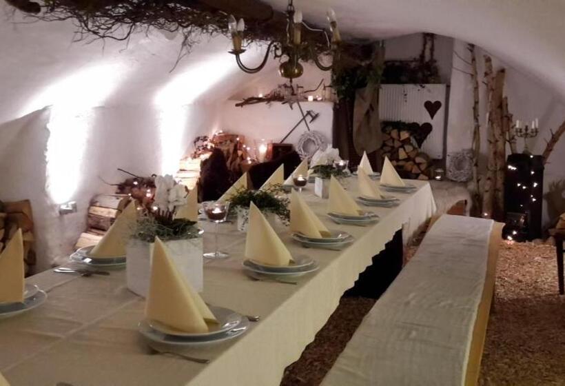 Хостел Gasthaus Dollinger