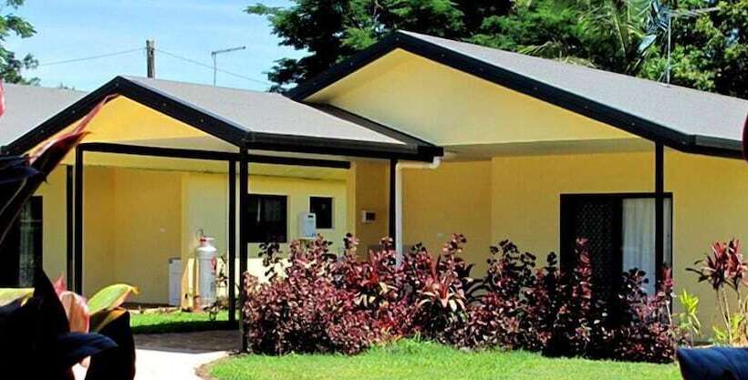 בית מלון כפרי Atherton Holiday Park