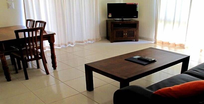 בית מלון כפרי Atherton Holiday Park