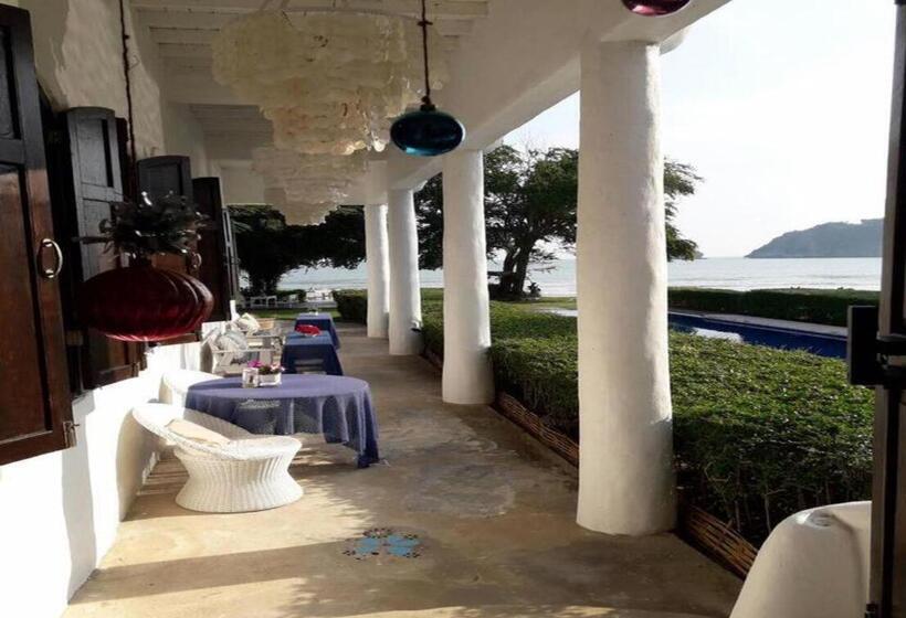 ホテル Brassiere Beach