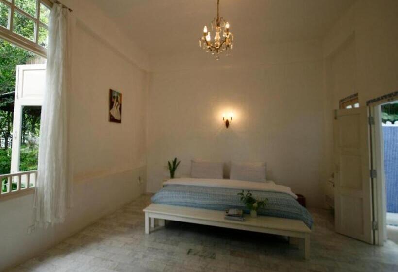 ホテル Brassiere Beach