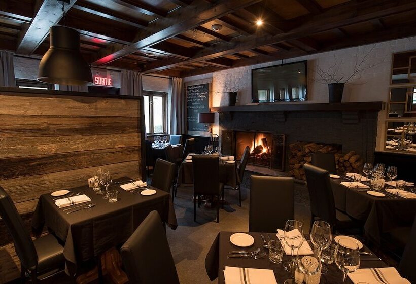 호텔 Comme Chez Soi Restaurant & Auberge