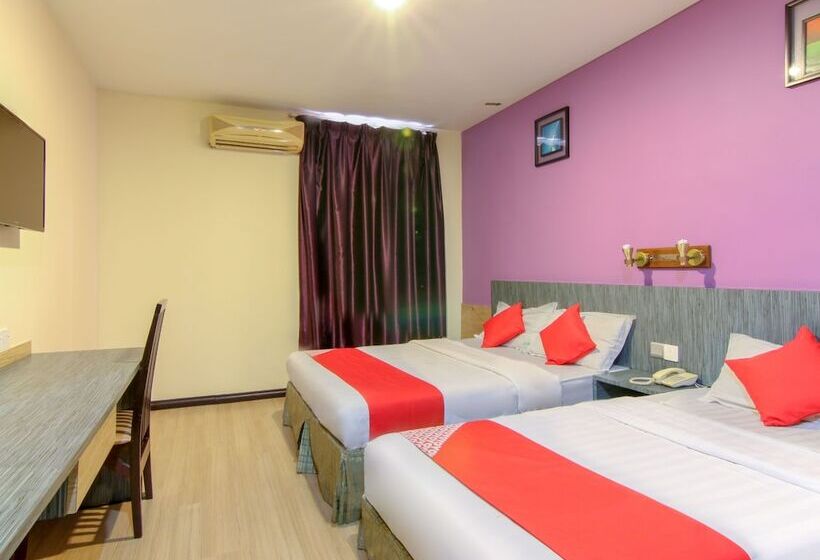 בית מלון כפרי Esplanade By Oyo Rooms