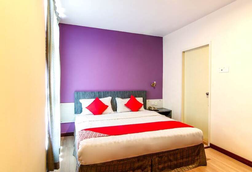 בית מלון כפרי Esplanade By Oyo Rooms