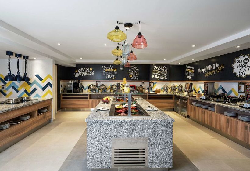 هتل Hampton By Hilton Dubai Al Barsha