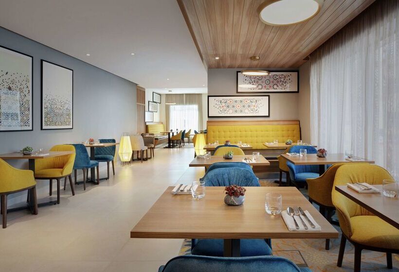 هتل Hampton By Hilton Dubai Al Barsha