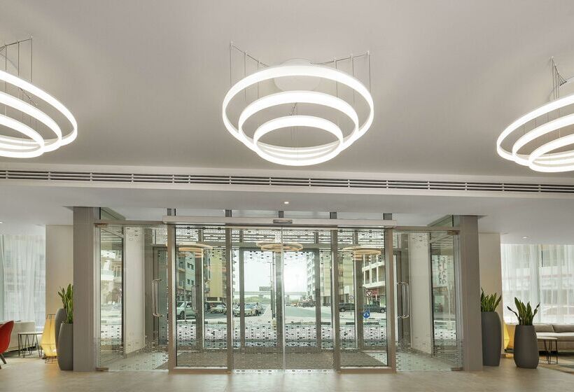 هتل Hampton By Hilton Dubai Al Barsha