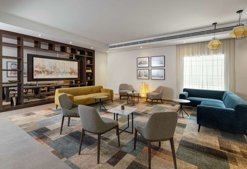 هتل Hampton By Hilton Dubai Al Barsha