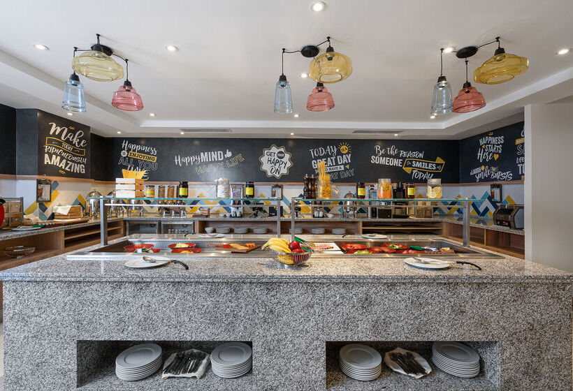 هتل Hampton By Hilton Dubai Al Barsha