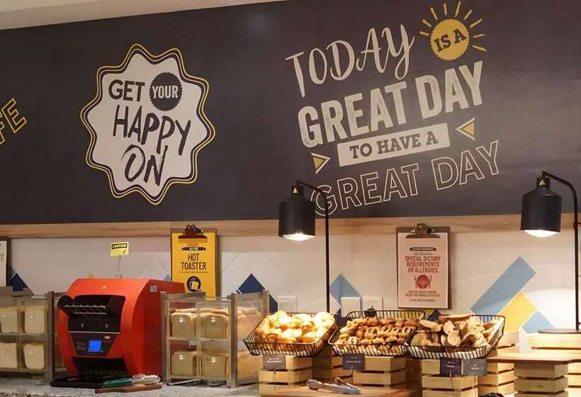 هتل Hampton By Hilton Dubai Al Barsha