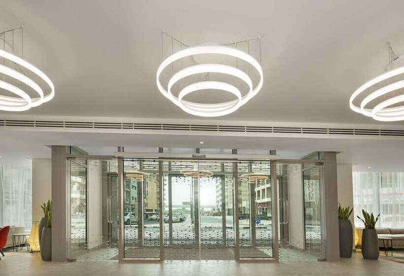 هتل Hampton By Hilton Dubai Al Barsha