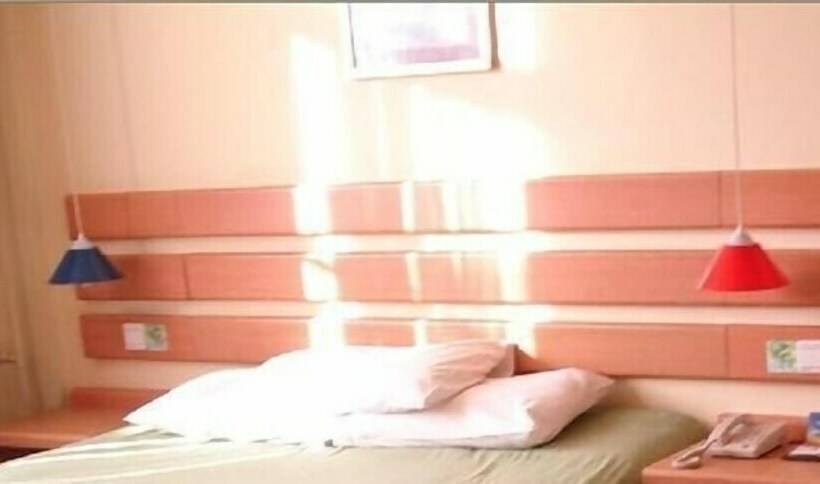 酒店 Home Inn Shenyang Hing Street, Shenyang Liaodong Road