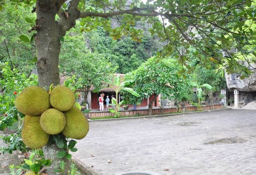 هتل Vietnamese Ancient Village