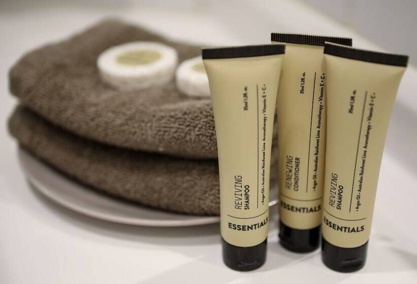 مُتل Akuna Motor Inn And Apartments