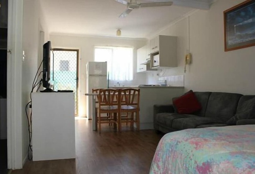 فندق على الطريق Bargara Beach Motor Inn