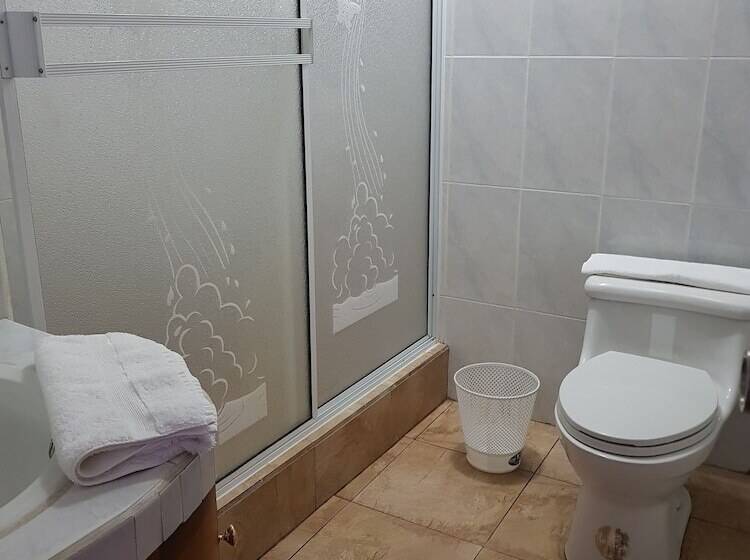 פנסיון Gloria   Galápagos Inn