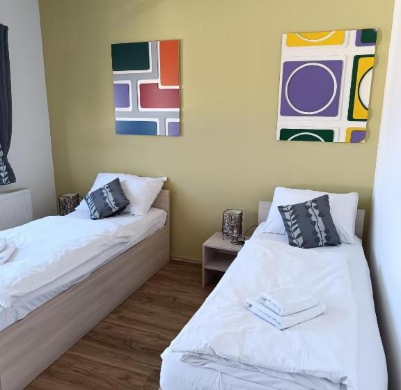 ペンション Guesthouse Stari Jasen