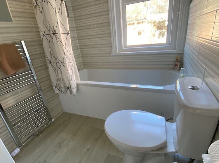 膳宿费 Inglewood Guest House