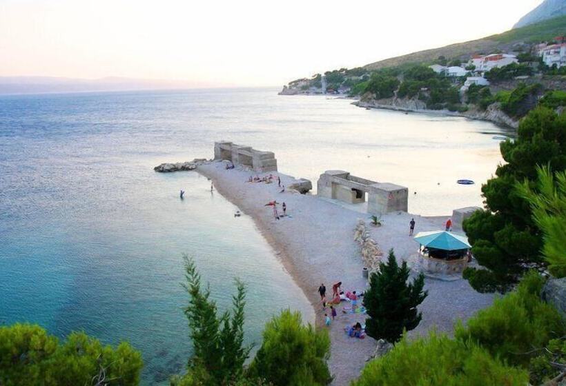 بنسيون Villa Sanja