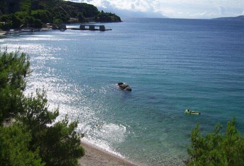 بنسيون Villa Sanja