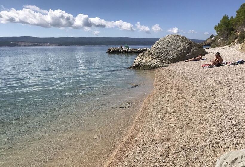 بنسيون Villa Sanja