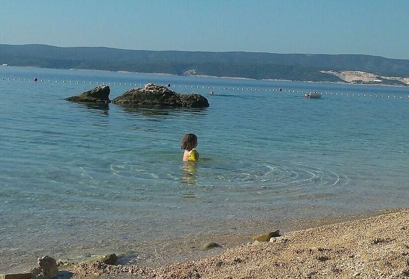 بنسيون Villa Sanja