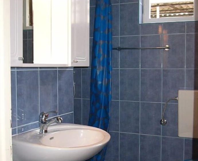 بنسيون Villa Sanja