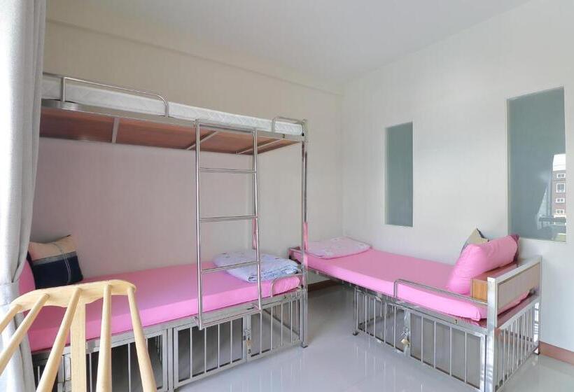 Saen Sabai Hostel