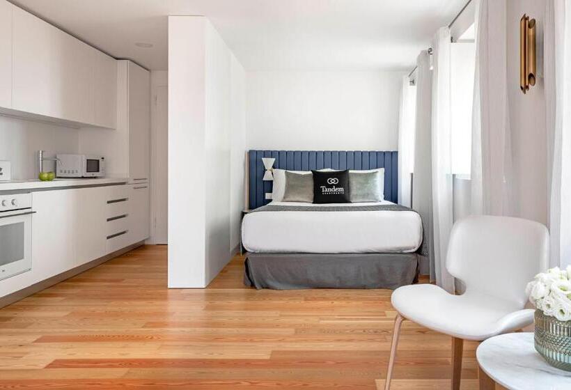 Tandem Palacio Alfama Suites