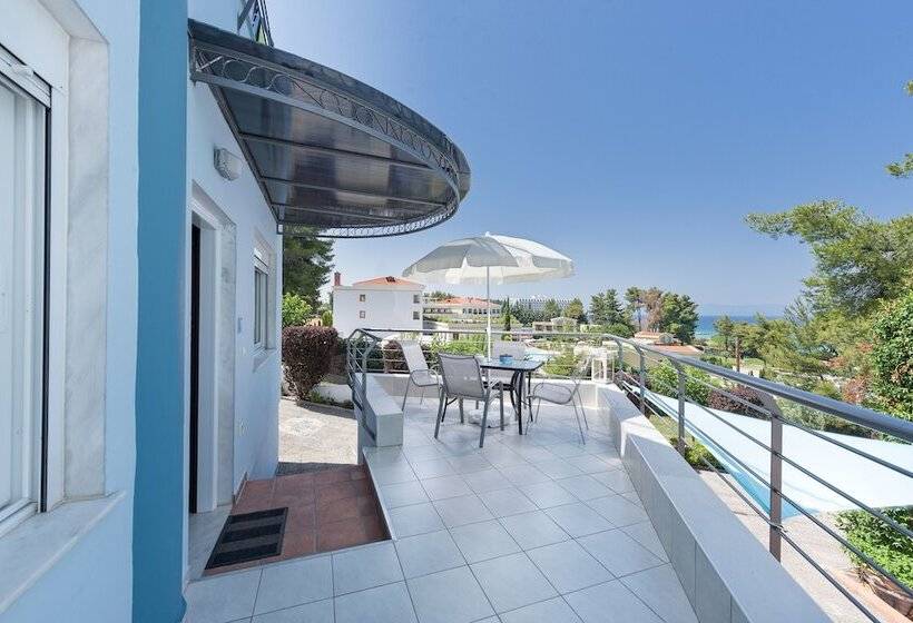 Aegean Residence   F & B Summer Collection