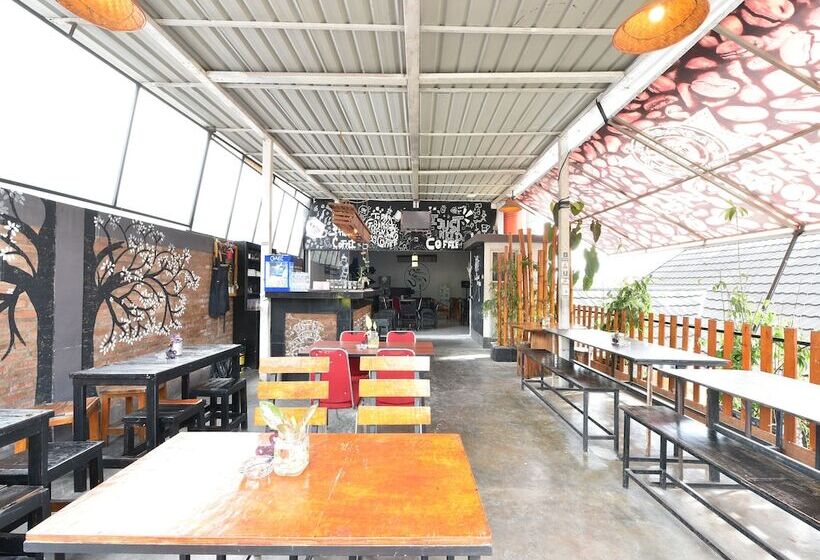 هاستل Homestay Rumah Puti By Oyo Rooms